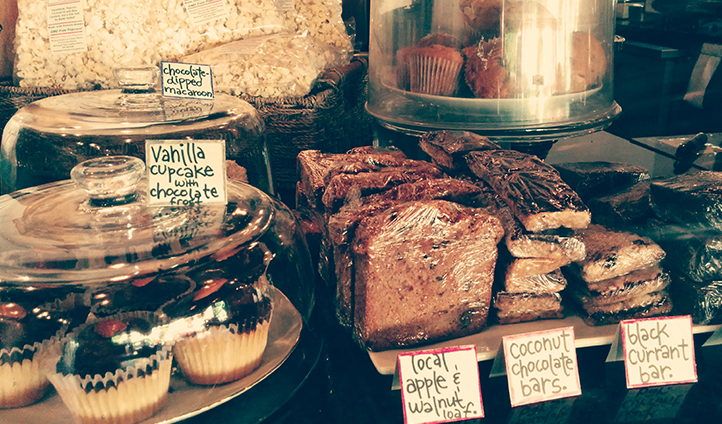 Cake Display Case